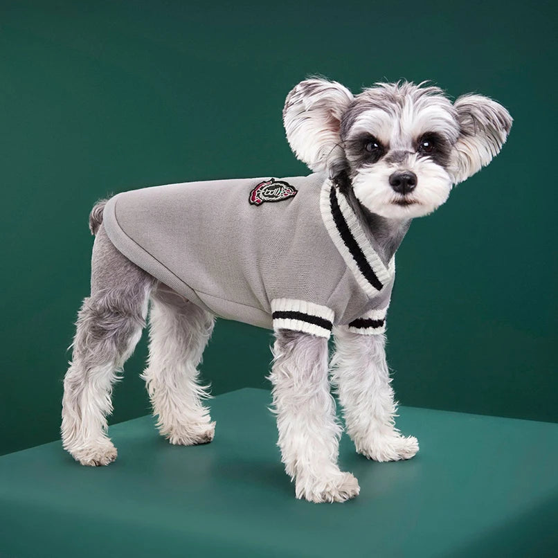 ZnoetZone VarsityVest – Preppy Warmte voor Kleine & Grote Snuiten